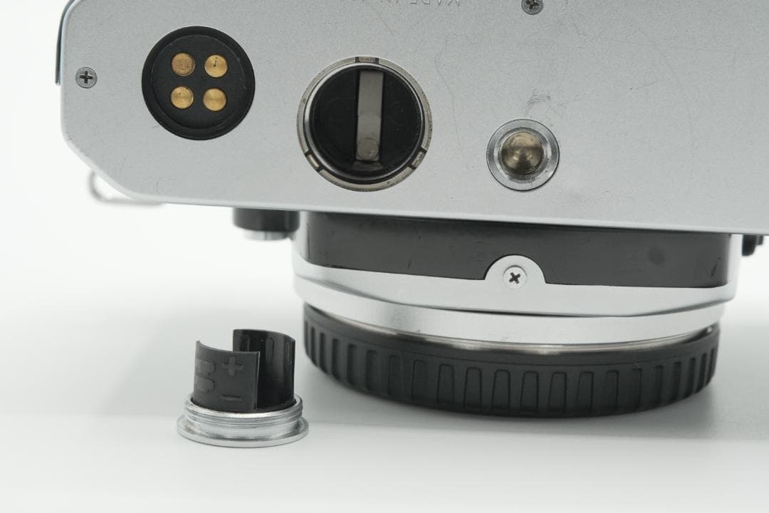 【美品・完動品】Nikon FE シルバー フィルムカメラ本体