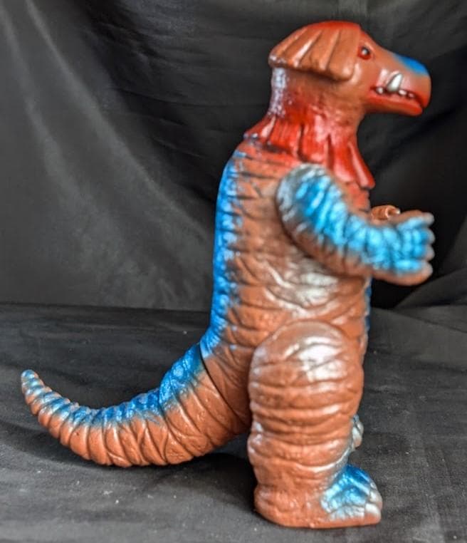 【ゆみとし】ゴキネズラ「帰ってきたウルトラマン」登場（ブルマァク復刻）