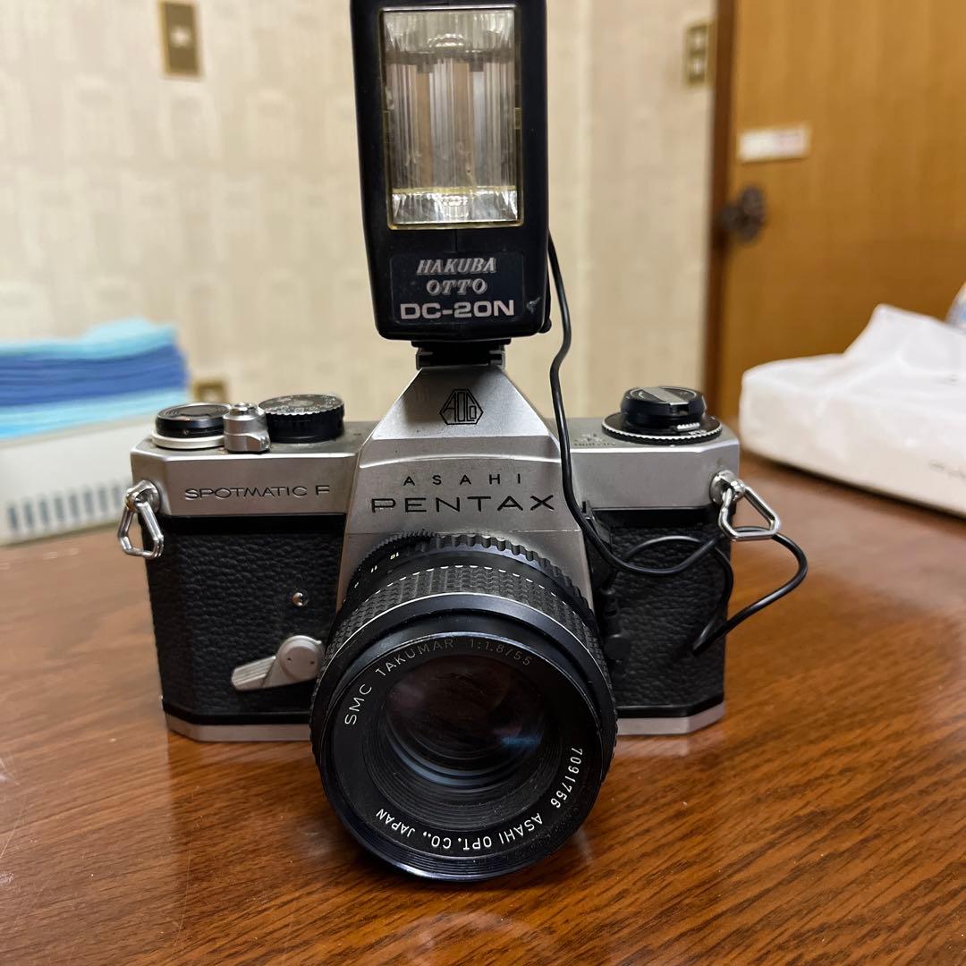 一眼レフカメラ