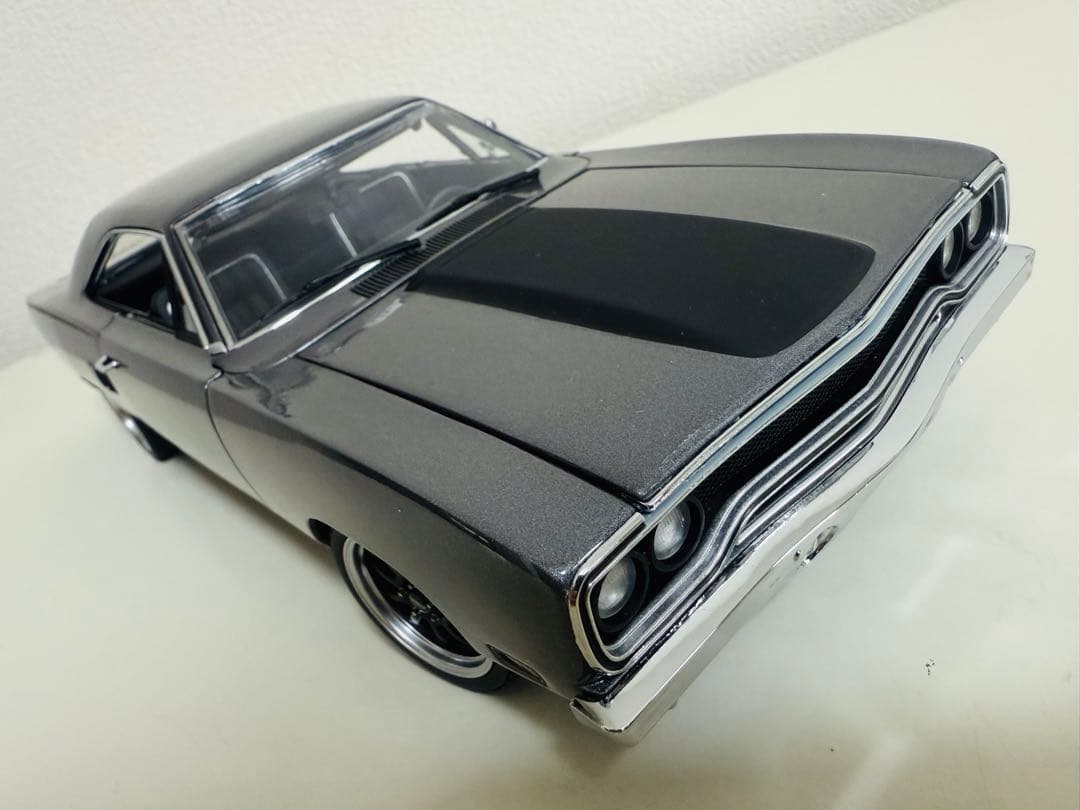 GMP/Plymouthプリムス RoadRunnerロードランナー 1/18