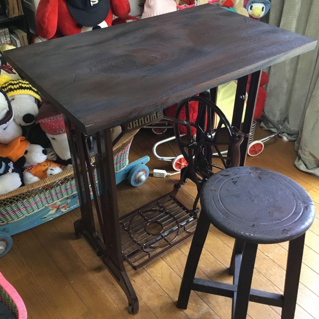 ※アンティーク※ JANOME足踏みミシン脚のテーブル　ケヤキ天板　アイアン