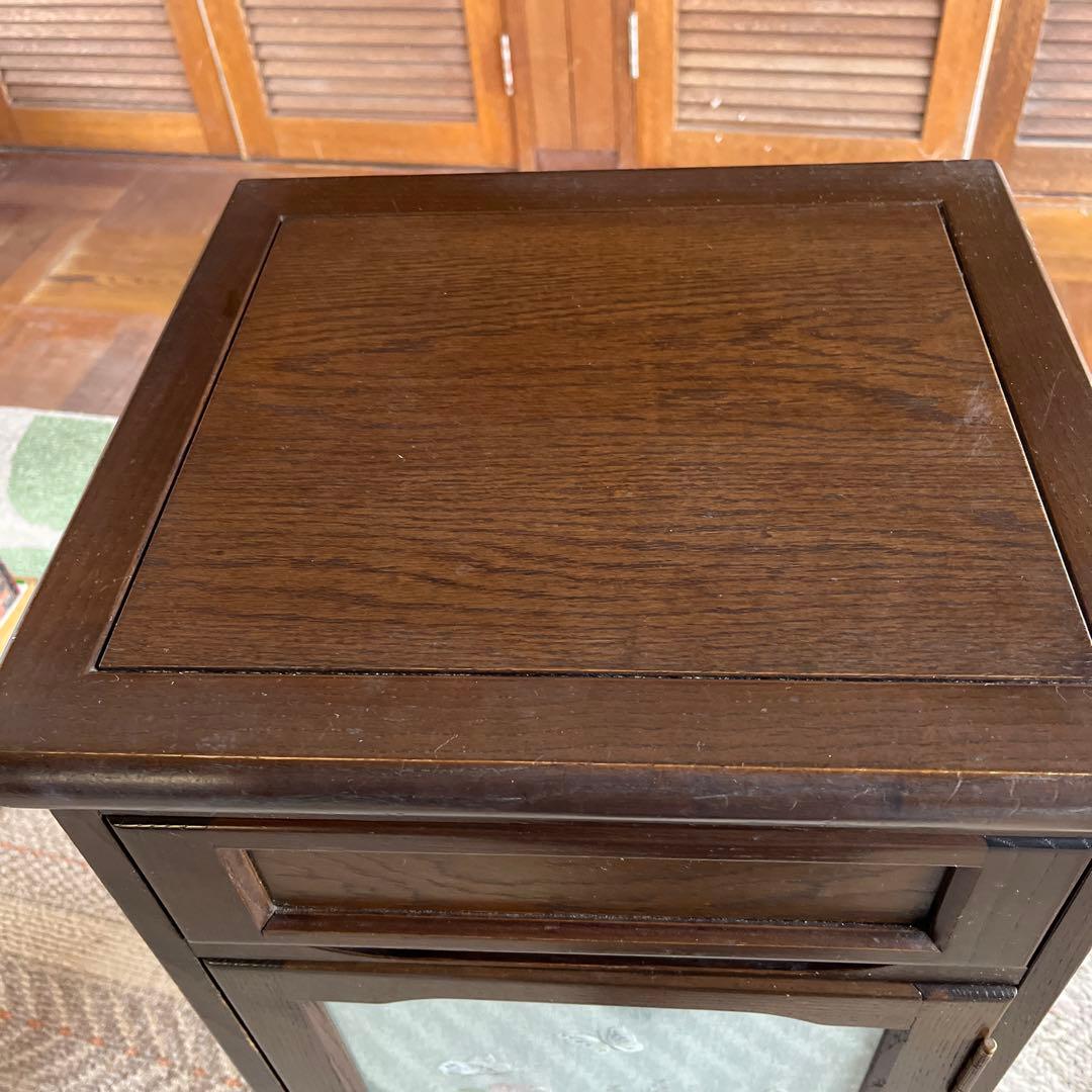 戸塚刺繍　花柄刺繍付き木製キャビネット電話台