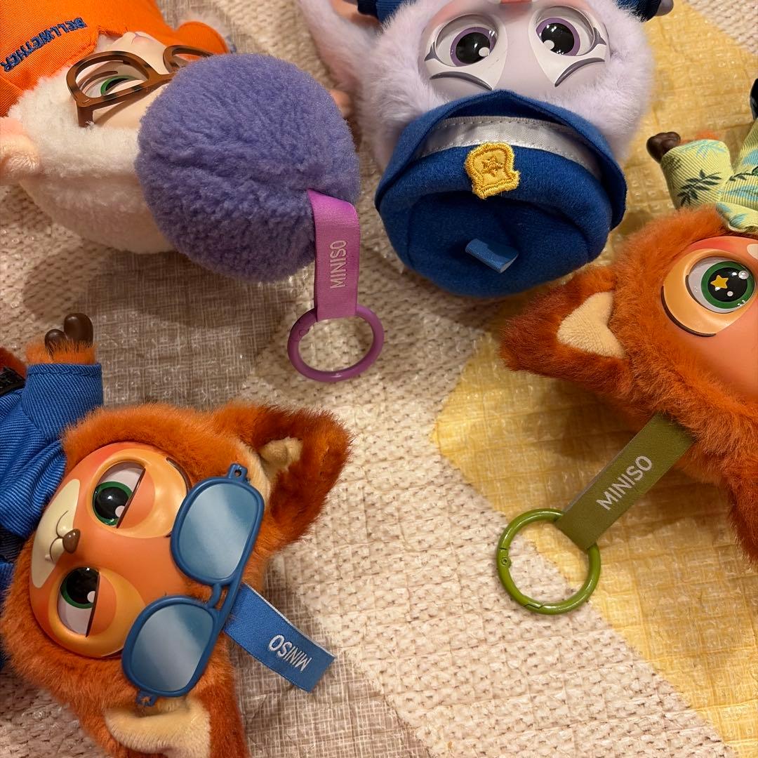 MINISO ズートピア　ジュディ　ニック　ベルウェザー