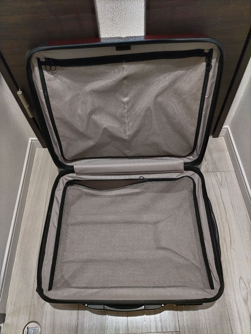 プロテカ　キャリーケース　53L