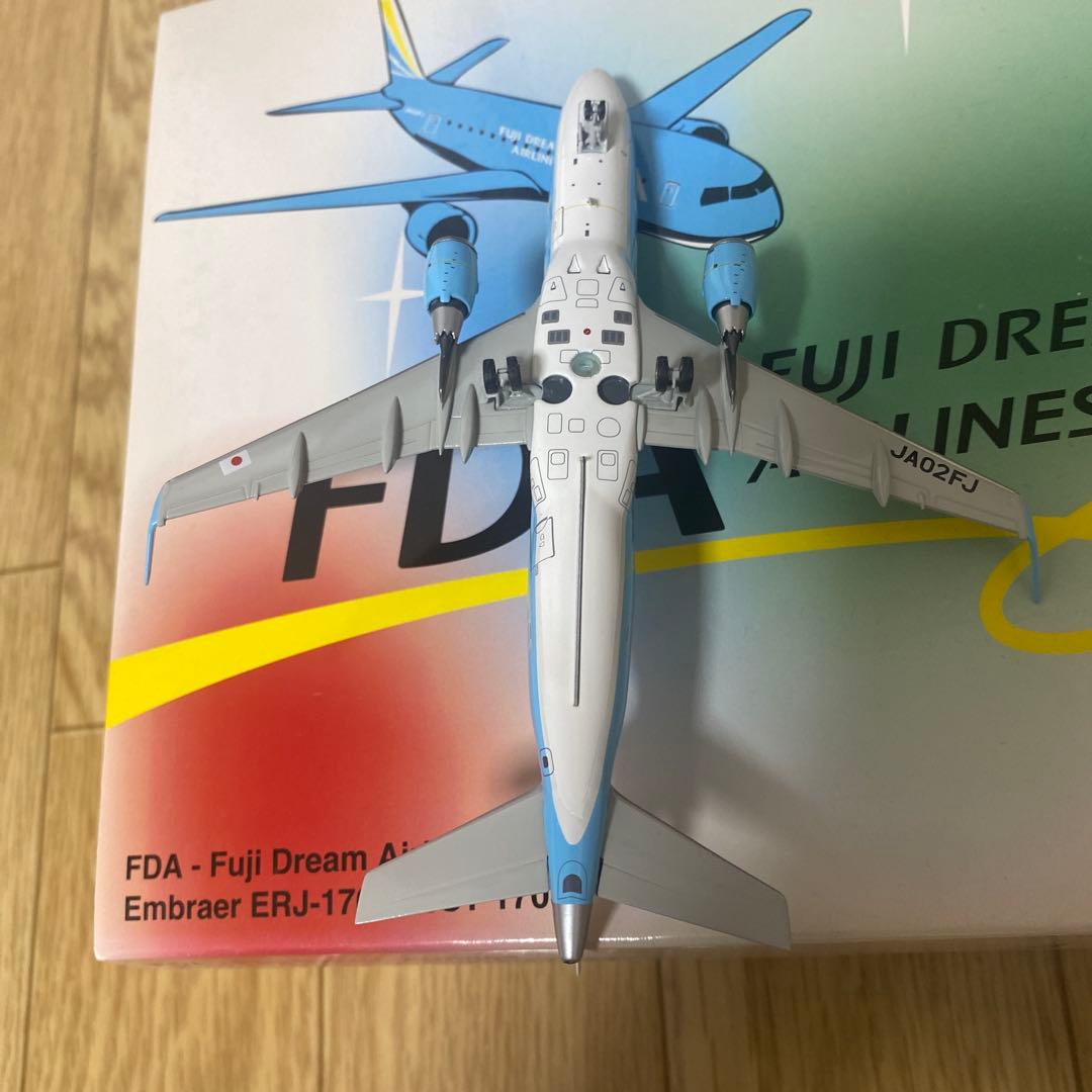 航空機・ヘリコプター FDA E170-100ST 1/200 JA02FJ