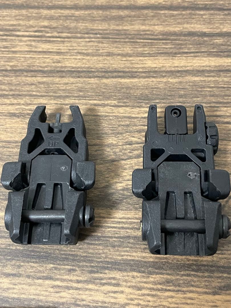 【実物】MAGPUL MBUS フロント リア フリップアップ サイト
