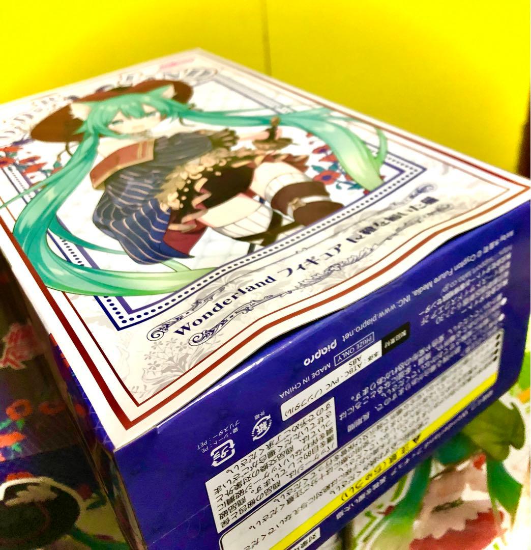 初音ミク　長靴をはいた猫　長靴を履いた猫　フィギュア　新品　未開封