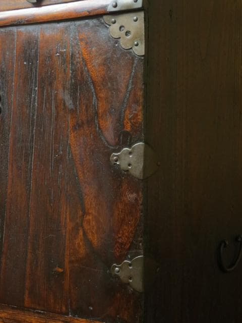 李朝古民具 朝鮮美術 朝鮮古民芸 古無垢材 真鍮金具 時代 二層箪笥 朝鮮箪笥