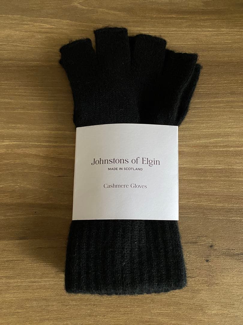 Johnstons of Elgin 別注 フィンガーレスグローブ ブラック