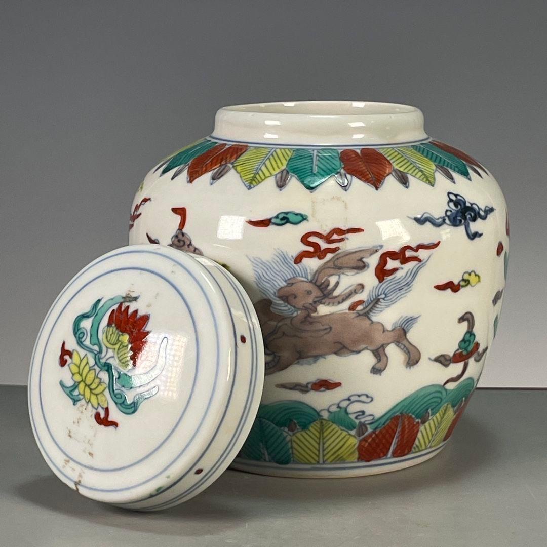 パステル海獣紋天字壺 景徳鎮 陶磁器 装飾品 現代工芸品 美術品 置物