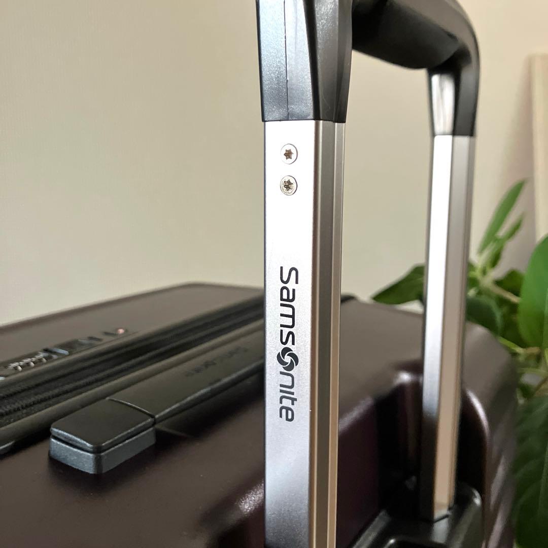 Samsonite 軽量キャリーケース ダークパープル　スーツケース