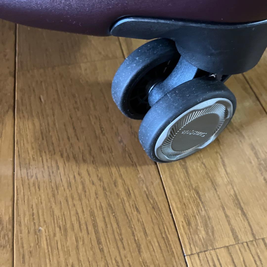Samsonite 軽量キャリーケース ダークパープル　スーツケース