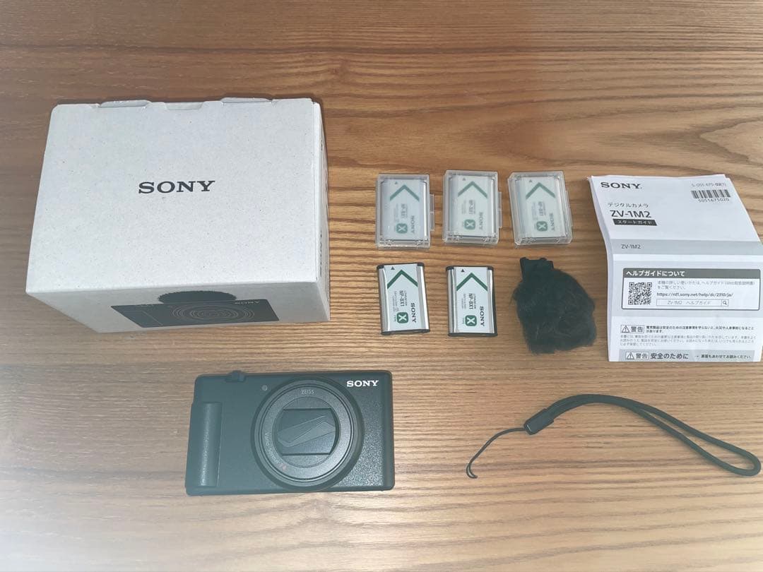 [美品]SONY ZV-1M2 + バッテリー x 5 (純正品)