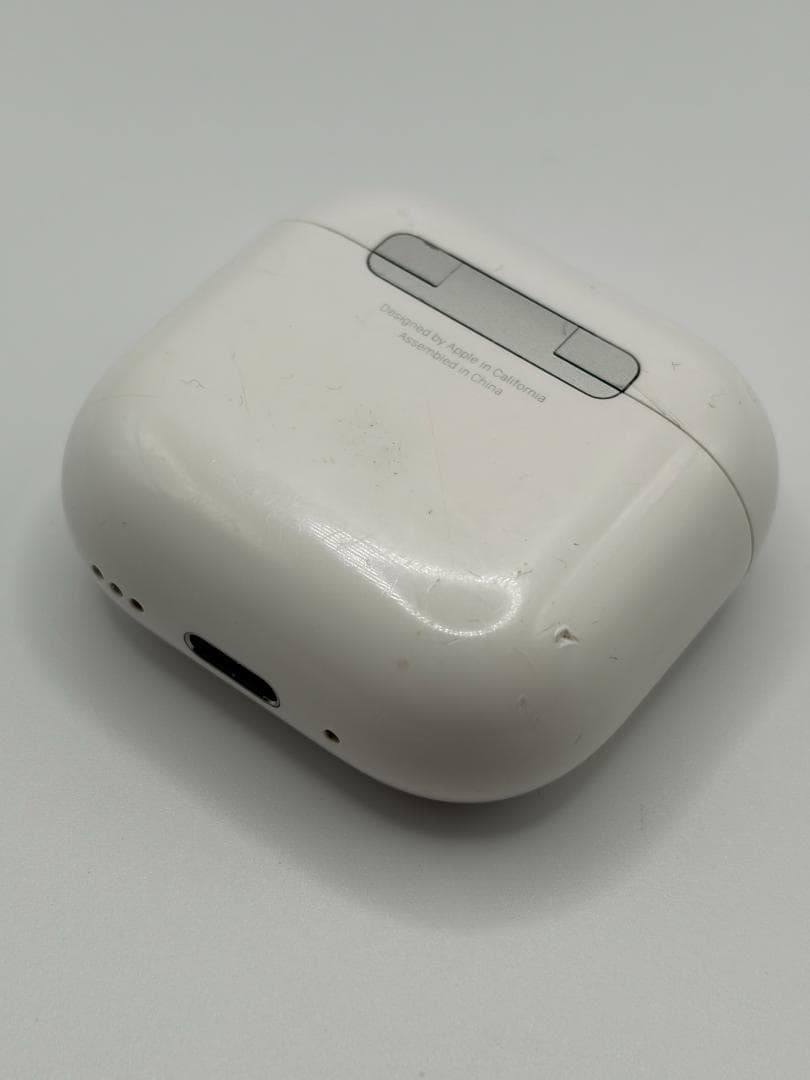 よ*ん様 AirPods4ノイズキャンセリング　イヤホン充電ケース箱一式