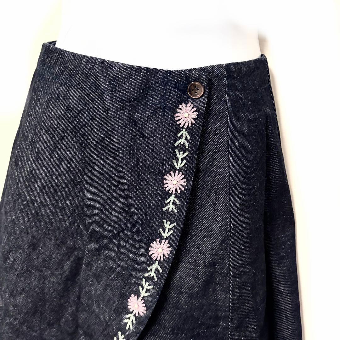 （美品）COMME des GARCONS tricot デニムスカート　ビーズ