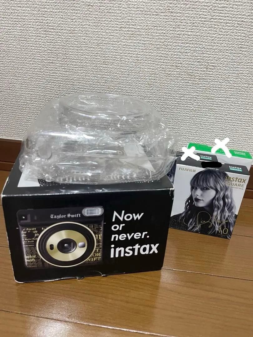 【新品：本体カバー,フィルム付き】Taylorデザインinstax SQUARE