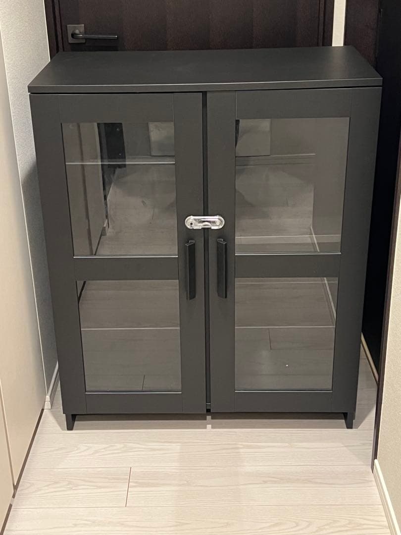 IKEA ブリムネス　黒いガラス扉付きキャビネット　値下げしました