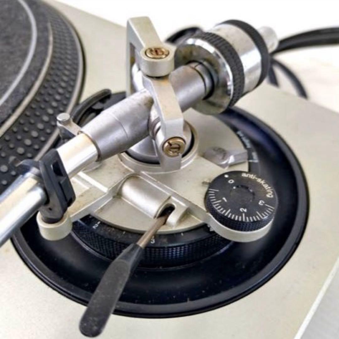 Technics SL-1200 レコードプレーヤー 本体　ふたつき