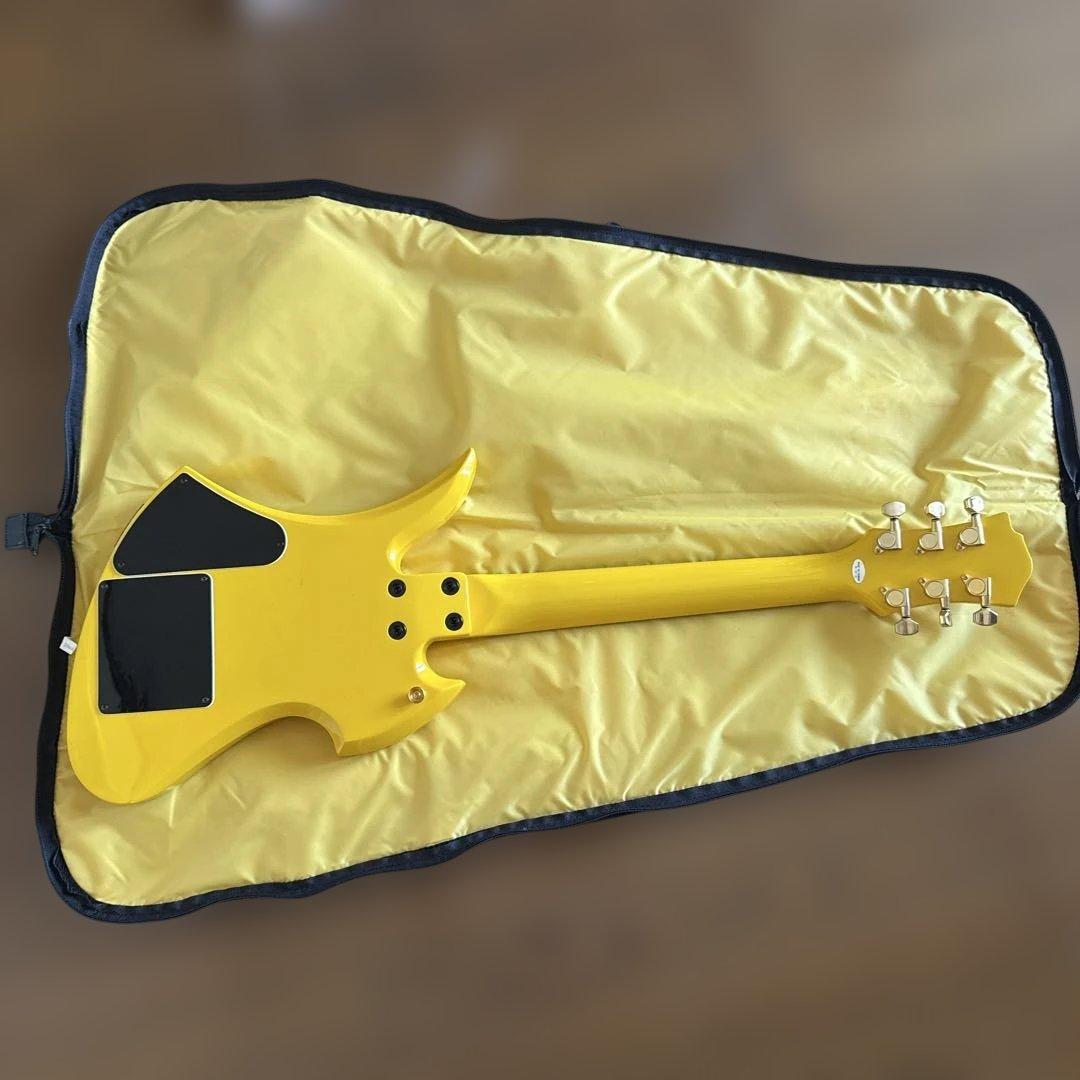 Burny エレキギター ハート柄