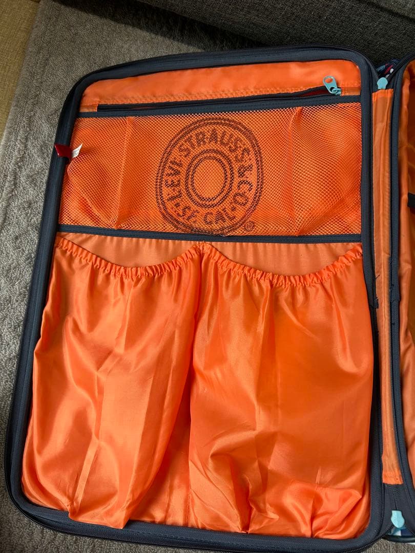 【希少】Levi's スーツケース