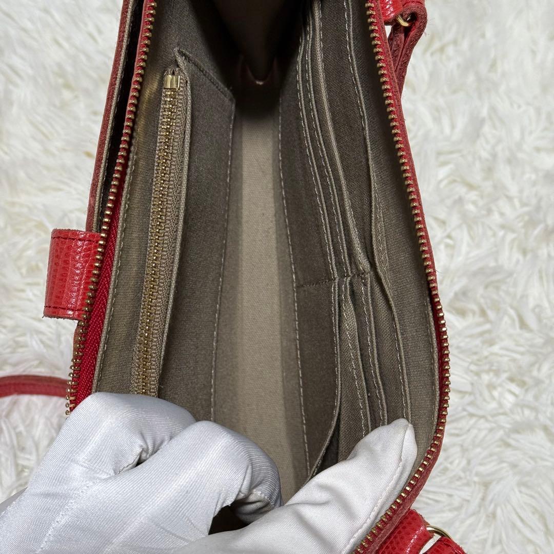 【✨美品✨】ヴィオラドーロ リザード型押しレザー 横型スマートフォンポシェット