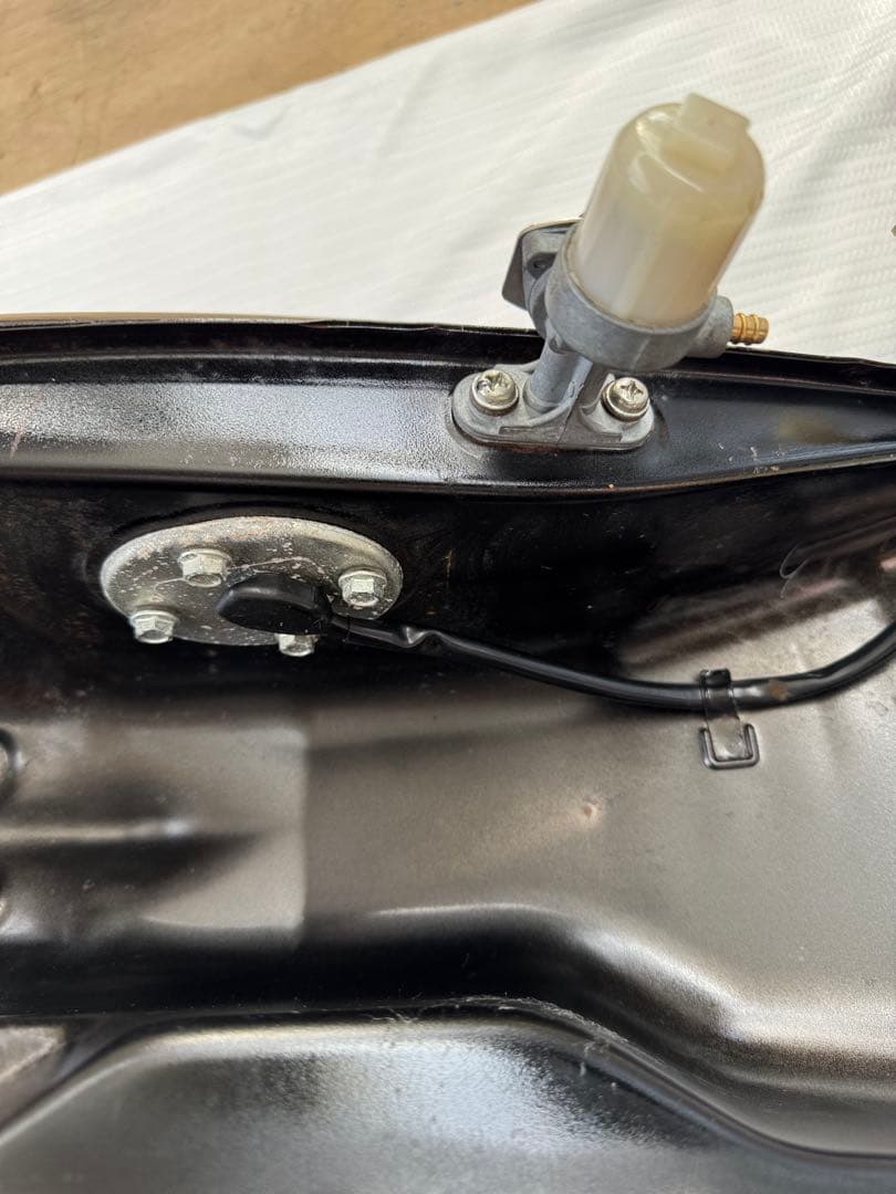 Yamaha YB125SP タンク ブラック ゴールド 燃料コック、センサー付