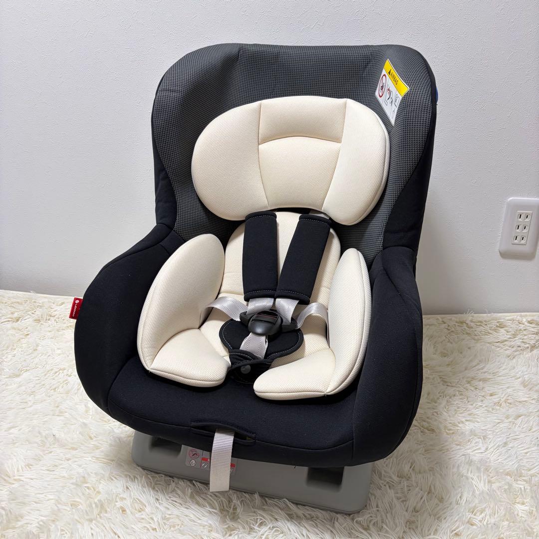 美品　リーマン　ネディ　チャイルドシート　黒
