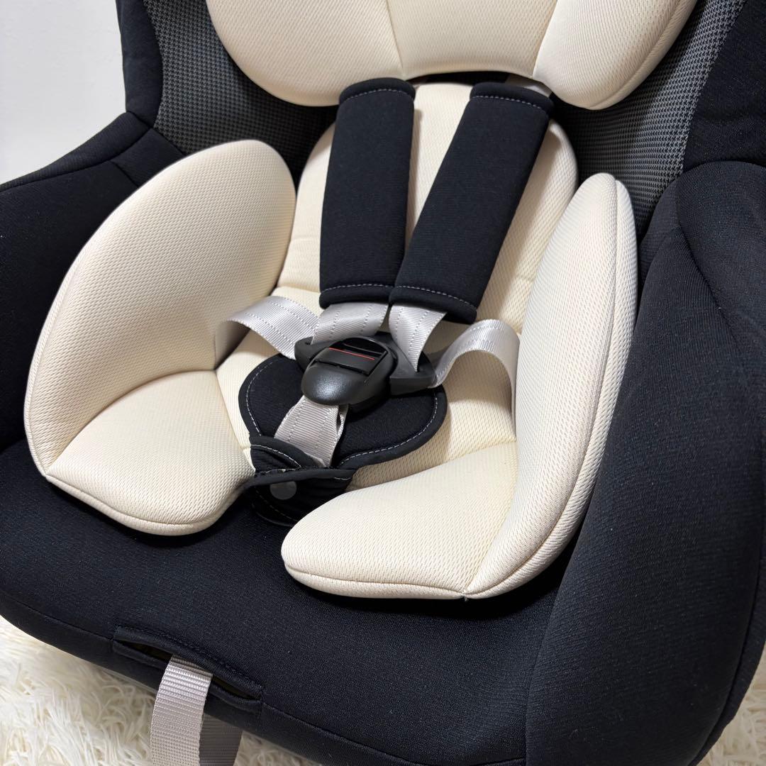 美品　リーマン　ネディ　チャイルドシート　黒