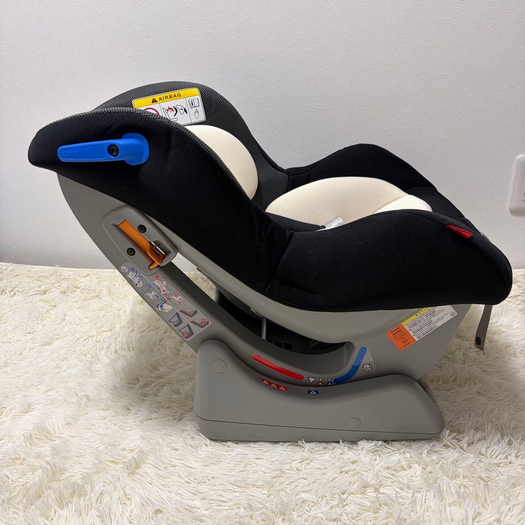 美品　リーマン　ネディ　チャイルドシート　黒
