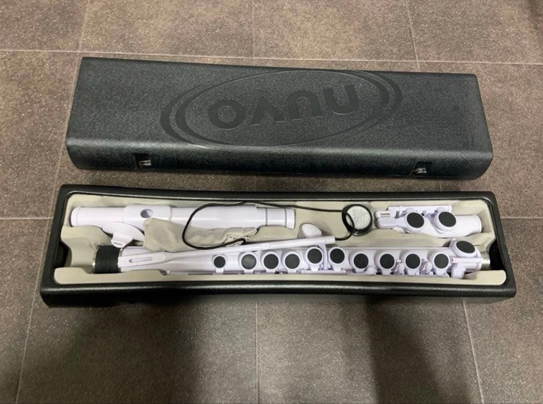 NUVO STUDENT FLUTE 2.0 ホワイト