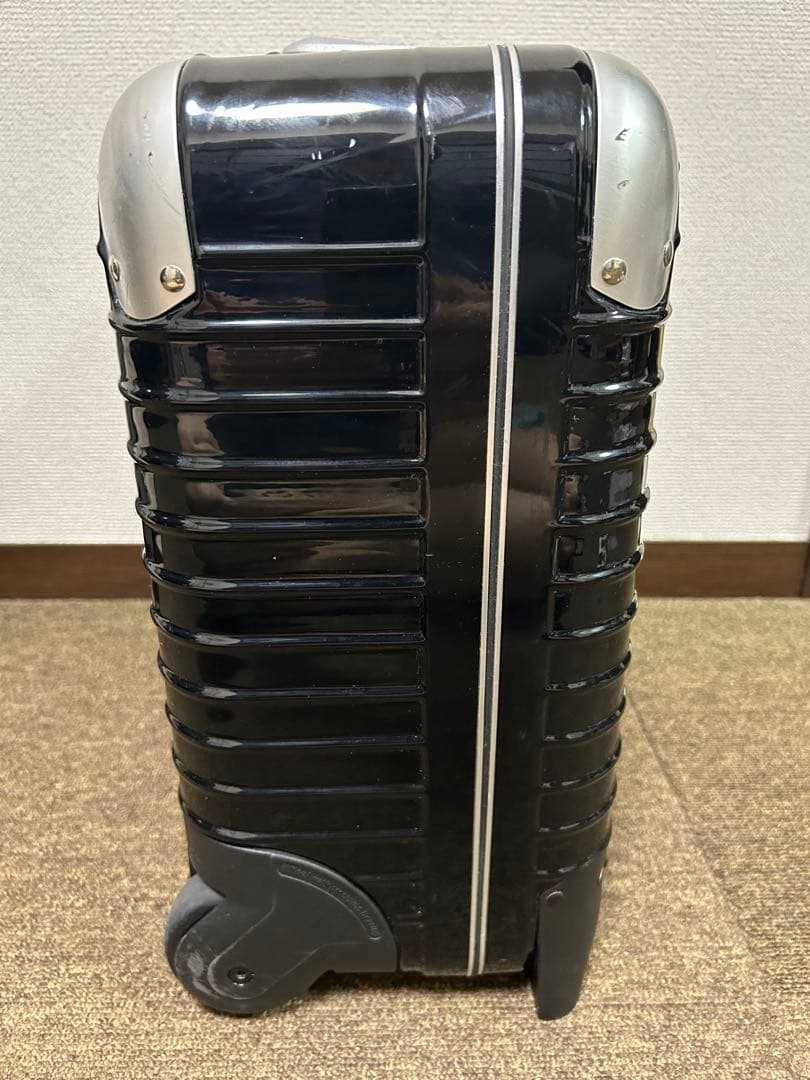 RIMOW リモワ　リンボ