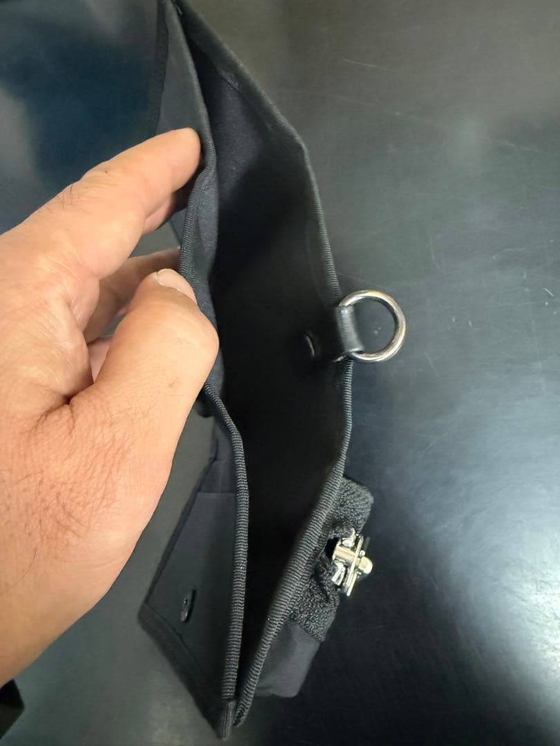 sacai 2025年モデル 希少 ブラック 三つ折り財布