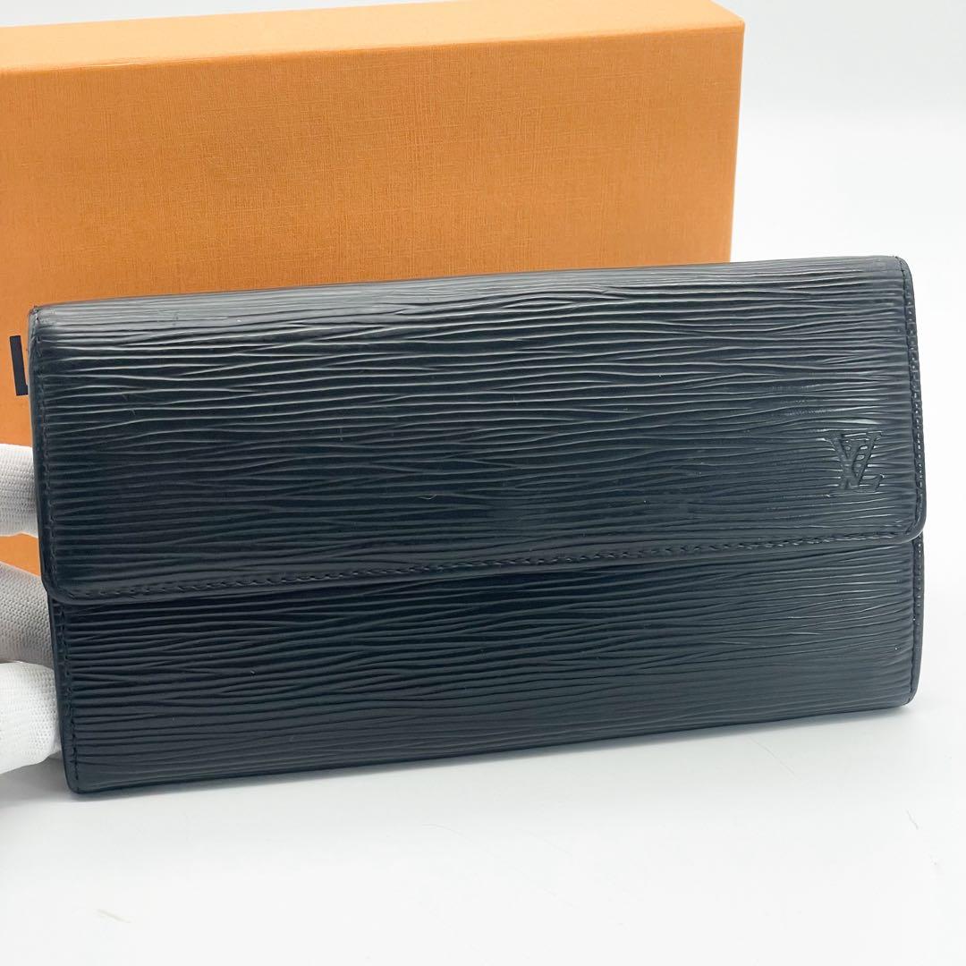 ルイヴィトン　エピ　ポルトモネ　クレディ　ノワール　２つ折り　長財布