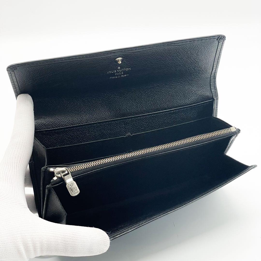 ルイヴィトン　エピ　ポルトモネ　クレディ　ノワール　２つ折り　長財布