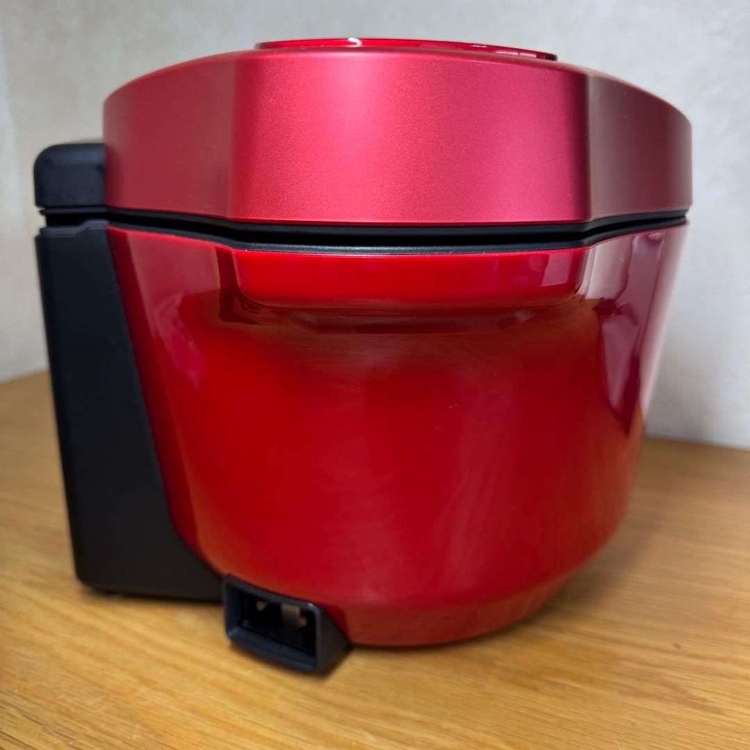 【美品】ヘルシオ ホットクック KN-HW24E　レッド　水なし自動調理鍋