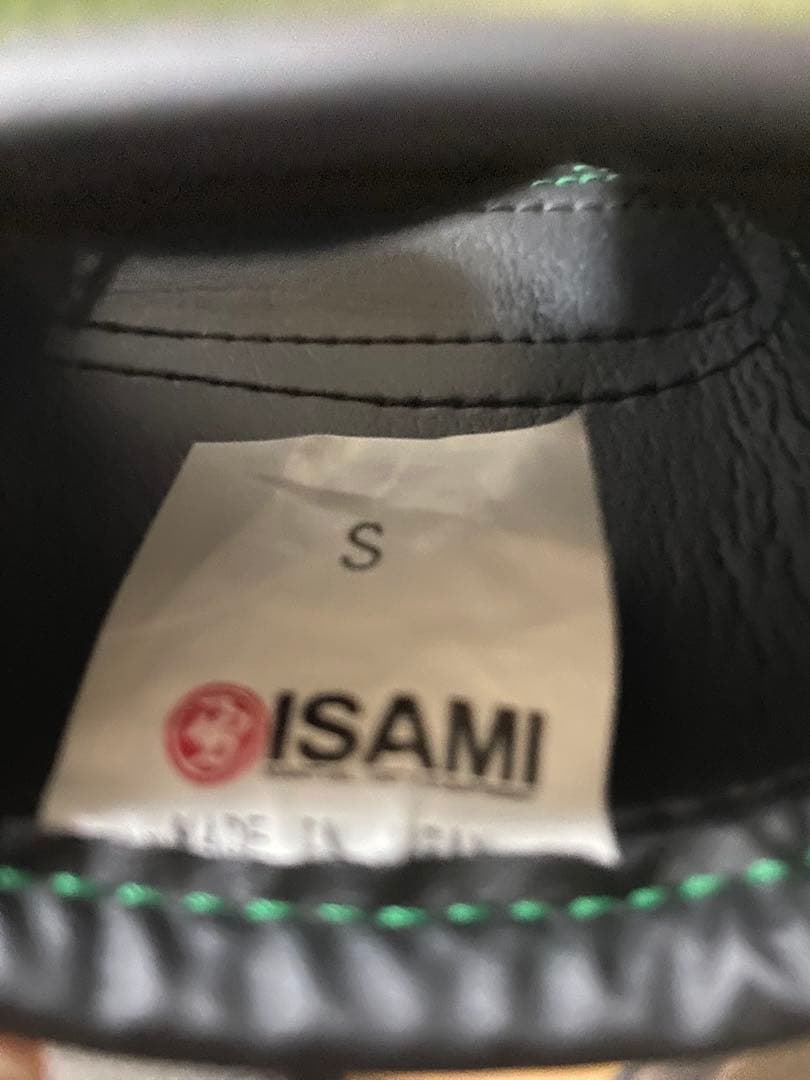 RIZINオープンフィンガーグローブ×mma着用一回のみ　値下げ可能