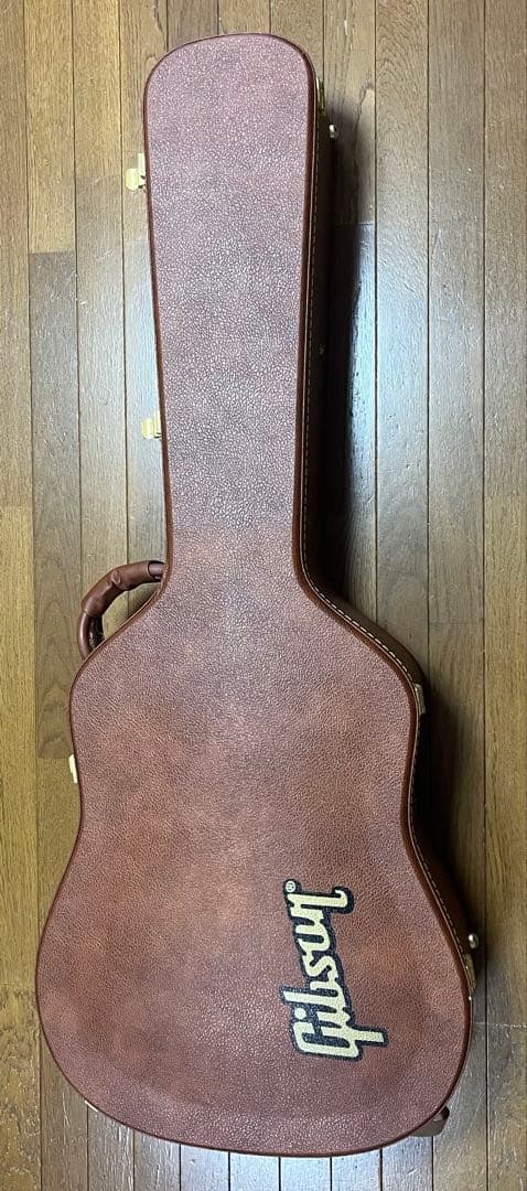 新品同様 Gibson J-50 2022年 ケース付き