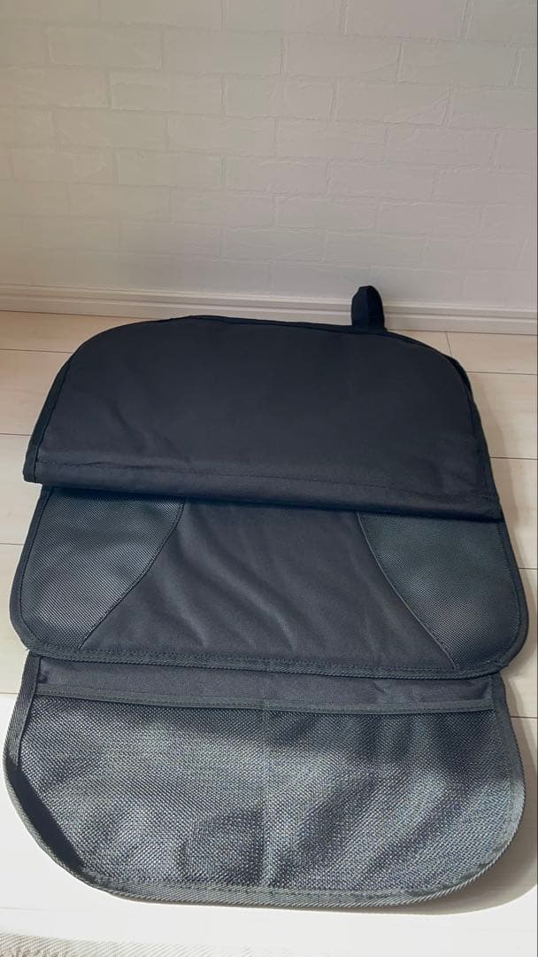 Aillebebe グレー チャイルドシート