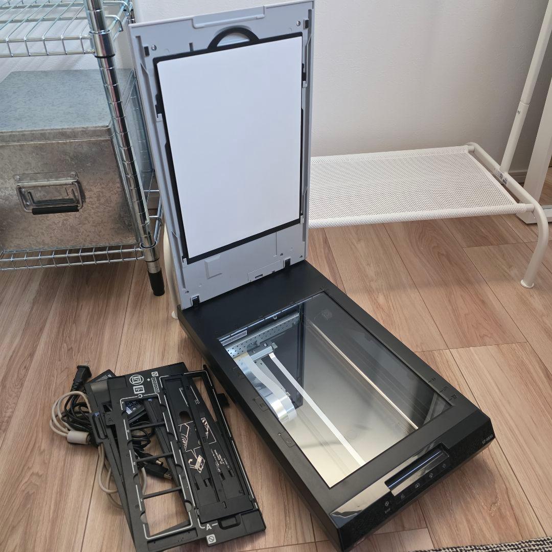 EPSON GT-X830 フラットベッドスキャナー 動作確認済み
