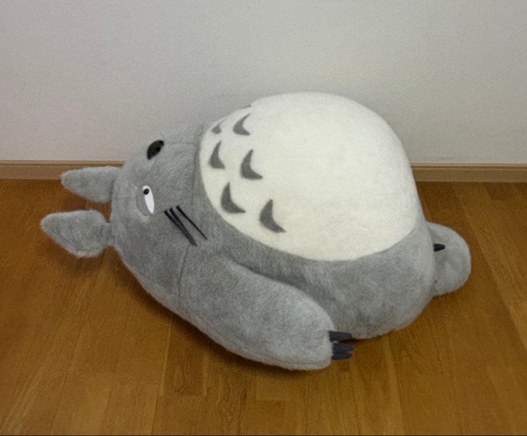 サンアロー　となりのトトロ 大トトロ お昼寝クッション グレー