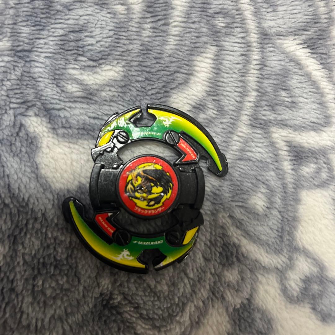 爆転シュートベイブレード ブラックドランザー