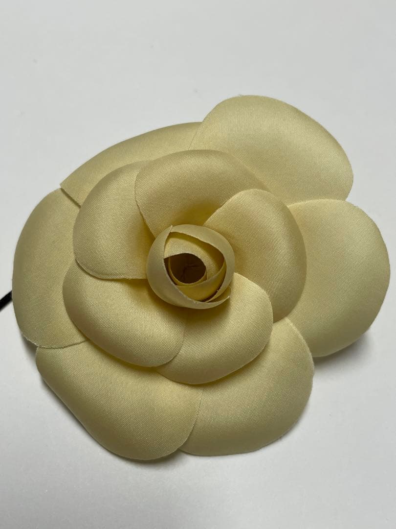 【美品】CHANELシャネル　カメリア　コサージュ　ブローチ　匿名配送❤︎