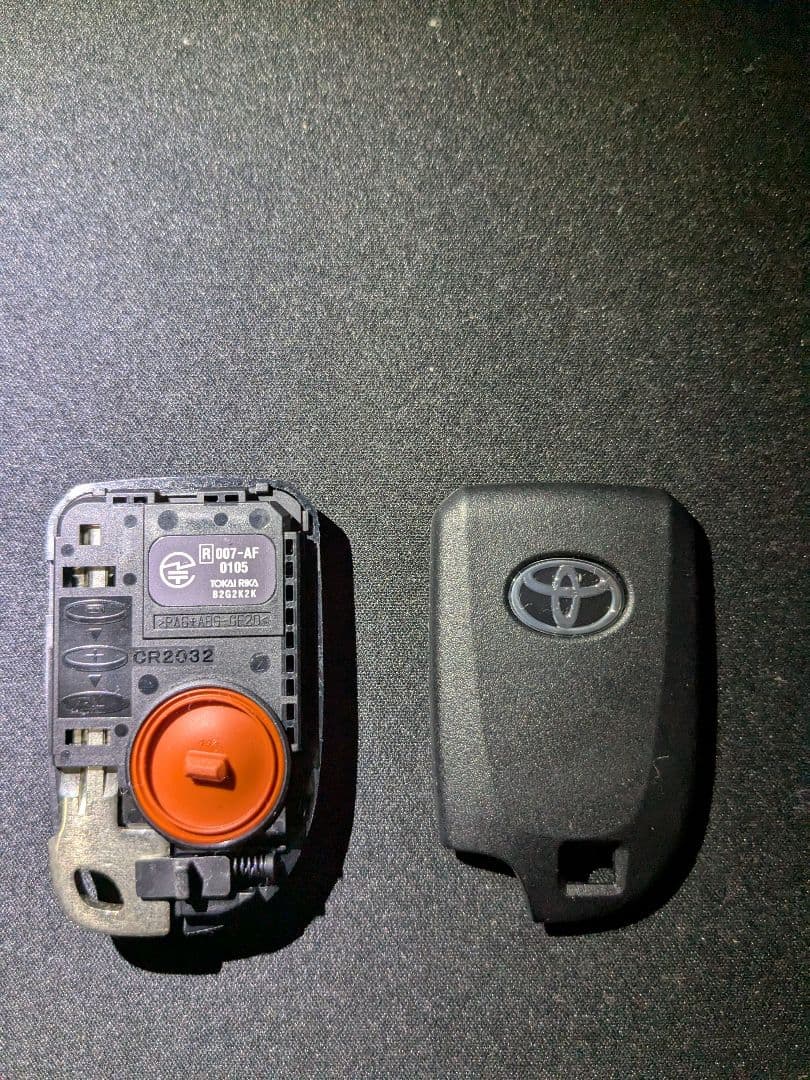 200系　ハイエース　スマートキー　2ボタン