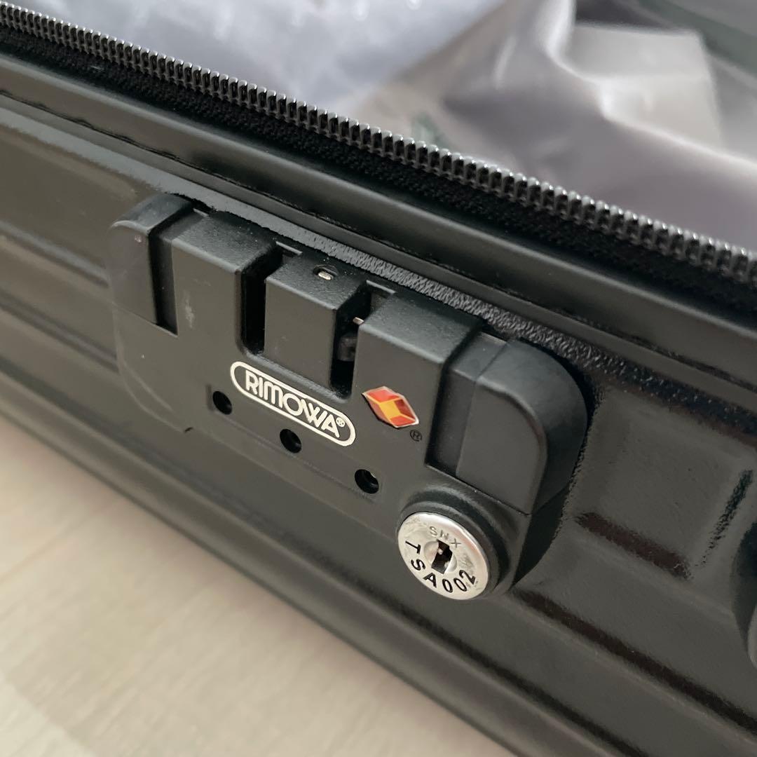 リモワ 最大容量 104L 4輪 MWTSAロック ブラック rimowa
