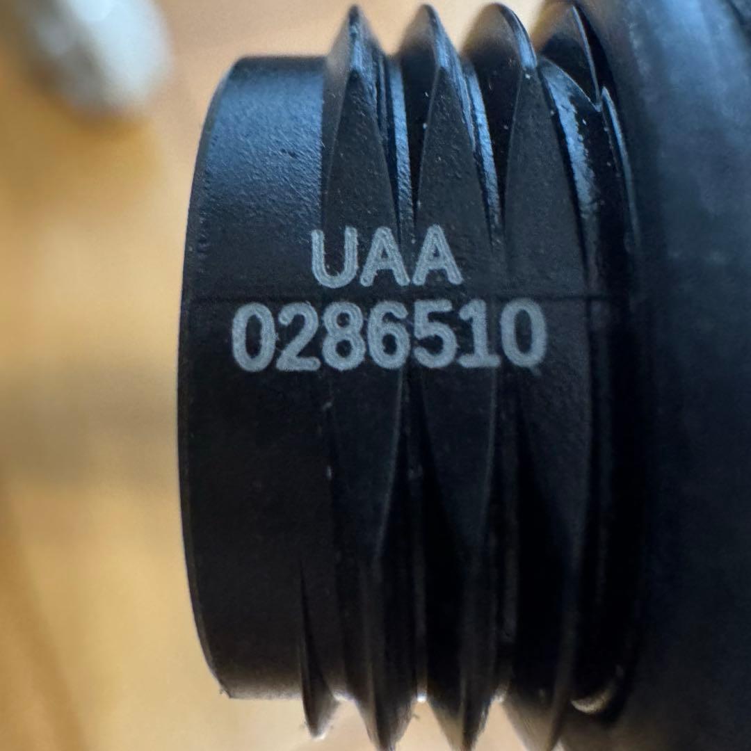 ReFa Fine BUBBLE U シリアルナンバー/保証書の写真あり