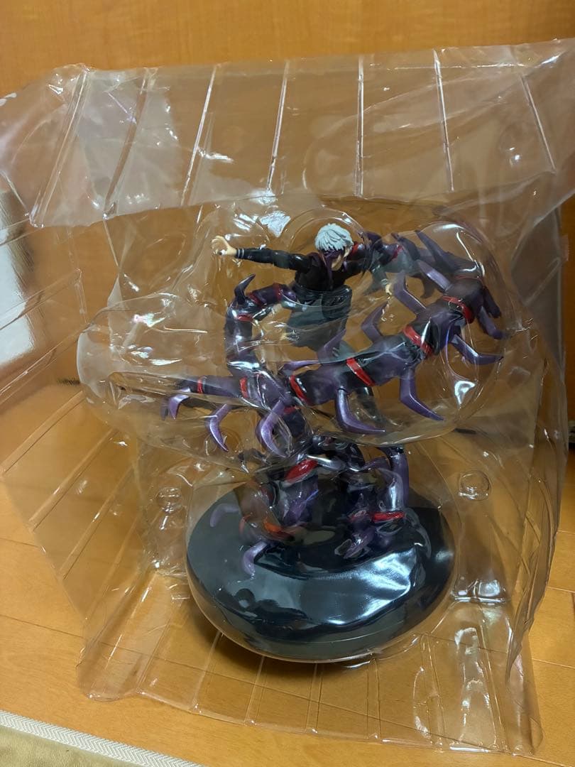 金木研　ムカデ　半赫者　東京喰種　喰種　隻眼　フィギュア　百足 新品、未使用