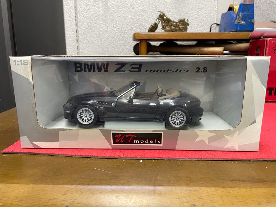 UTモデル　BMW Z3ロードスター