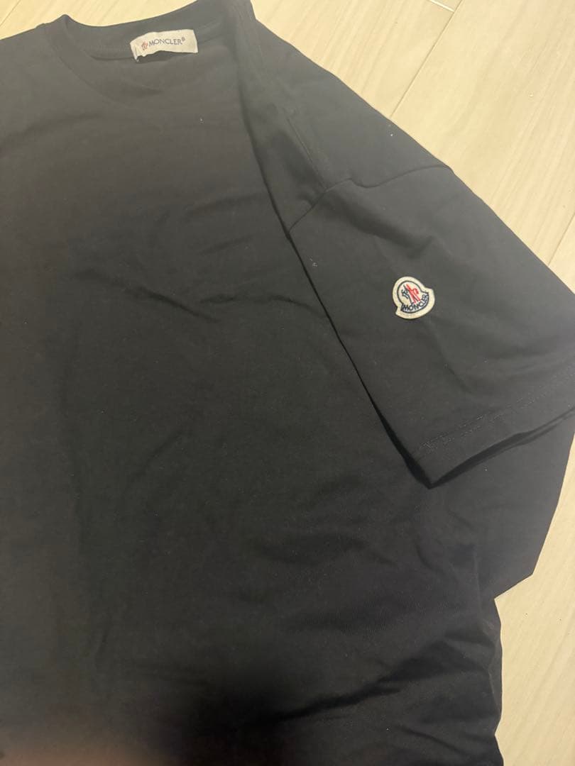 MONCLERブラック Tシャツ M