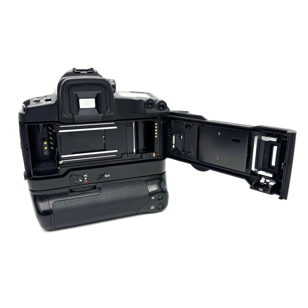 動作良好 Canon キャノン EOS 3 ボディ 一眼レフ フィルムカメラ