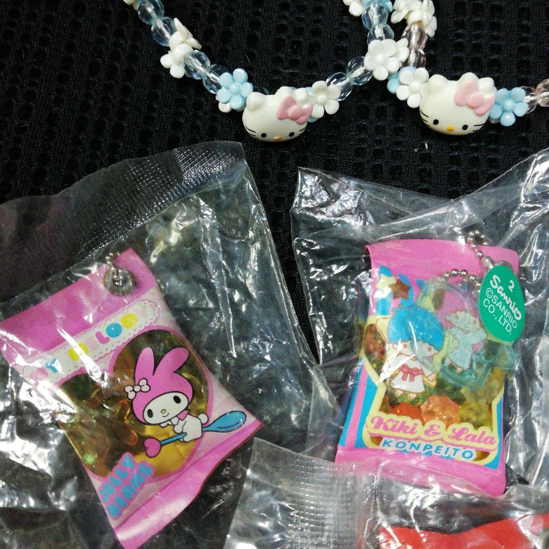 日*9様 レアハローキティフルーツバージョンチョコストラップアイスボールペン消し